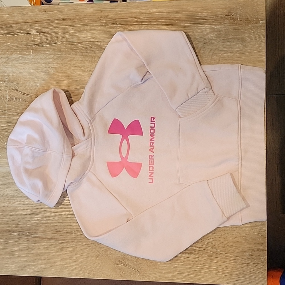 Under Armour hoodie size 5